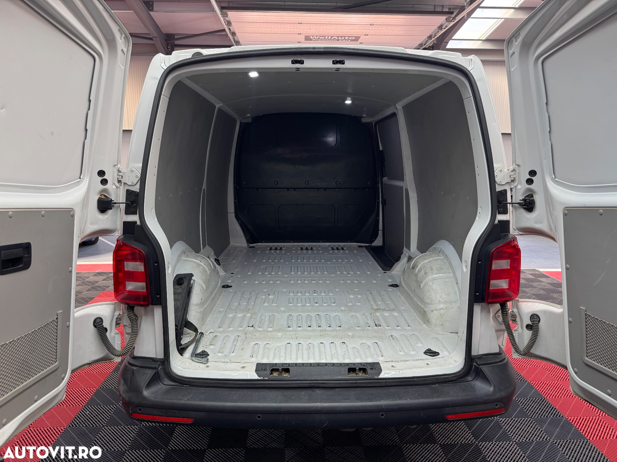 Volkswagen ABT E-TRANSPORTER - 13