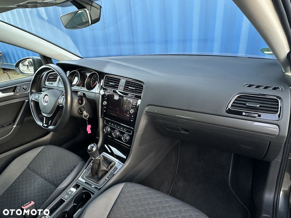 Volkswagen Golf 1.5 TSI BMT Comfortline - 10