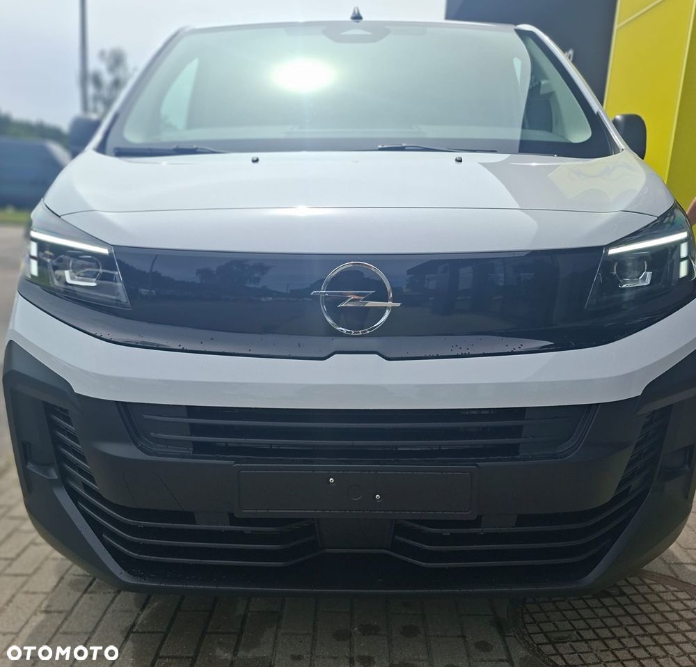 Opel Vivaro - 25
