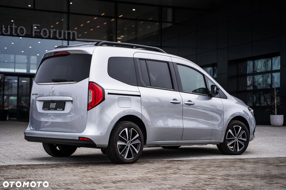 Mercedes-Benz EQT - 7