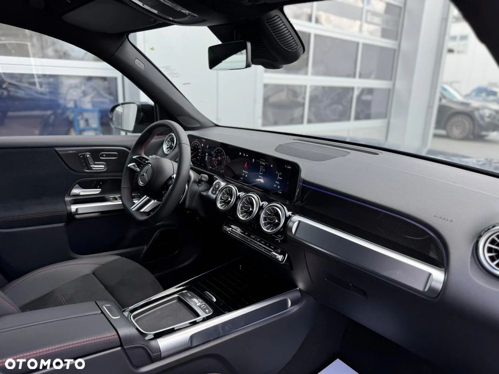 Mercedes-Benz GLB 220 4Matic 8G-DCT AMG Line Advanced Plus - 17