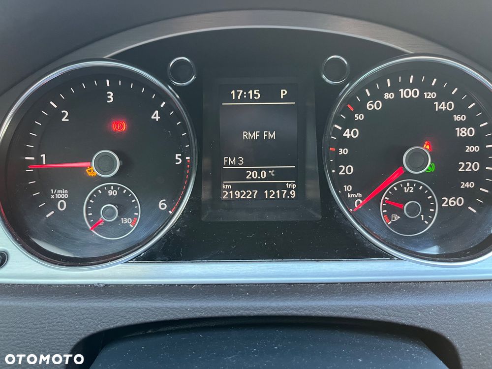 Volkswagen Passat 2.0 TDI Highline R-Style DSG - 6