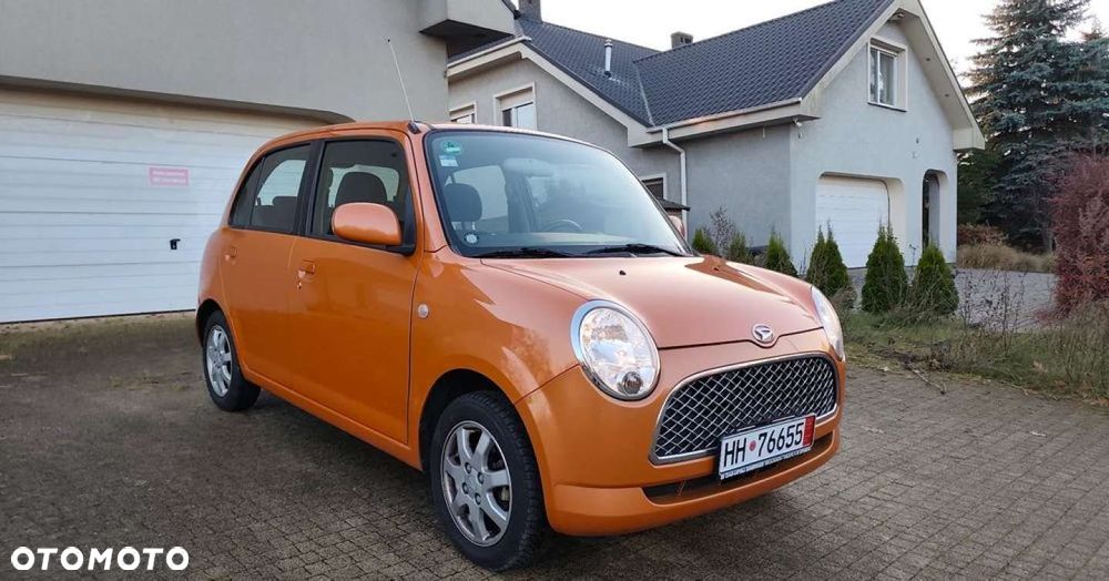 Daihatsu Trevis - 24