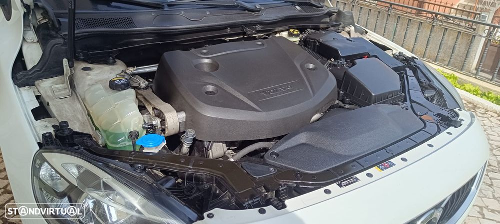 Volvo V40 2.0 D2 Kinetic - 9