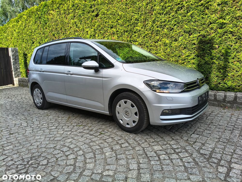 Volkswagen Touran - 3