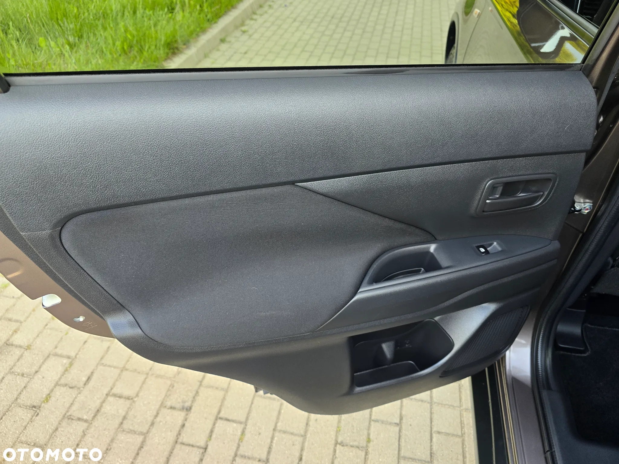 Mitsubishi Outlander 2.0 2WD Edition - 21