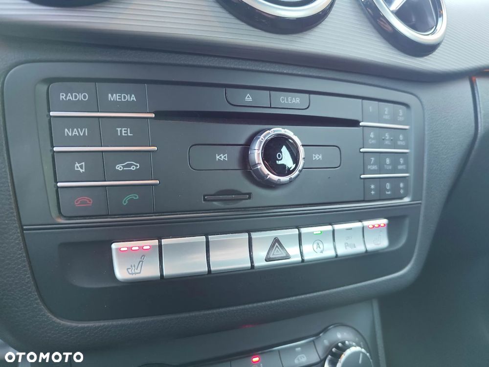 Mercedes-Benz Klasa B 180 BlueEFFICIENCY Edition Style - 18