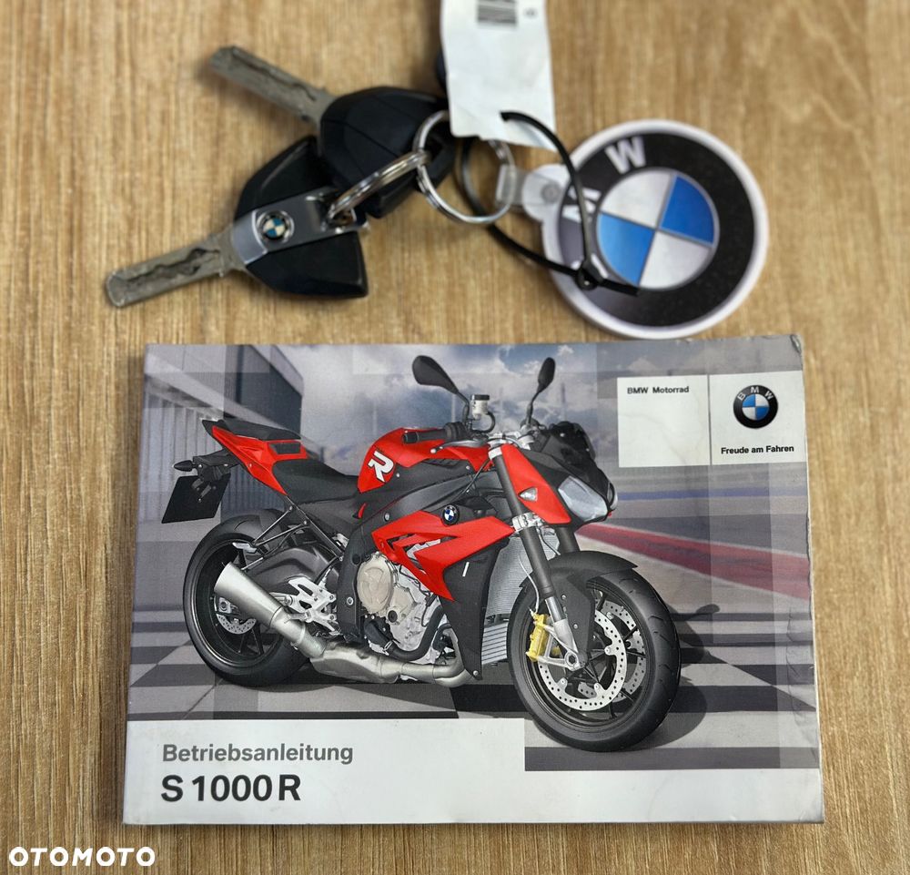 BMW S - 10