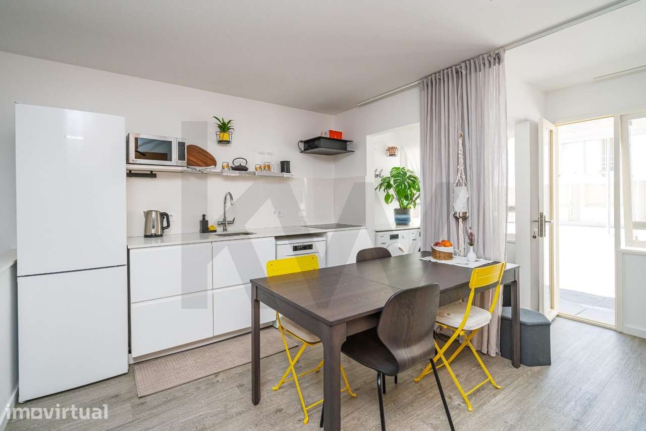 Apartamento T2 Duplex com garagem e arrumo, na Lapa, Boavista - Grande imagem: 4/27