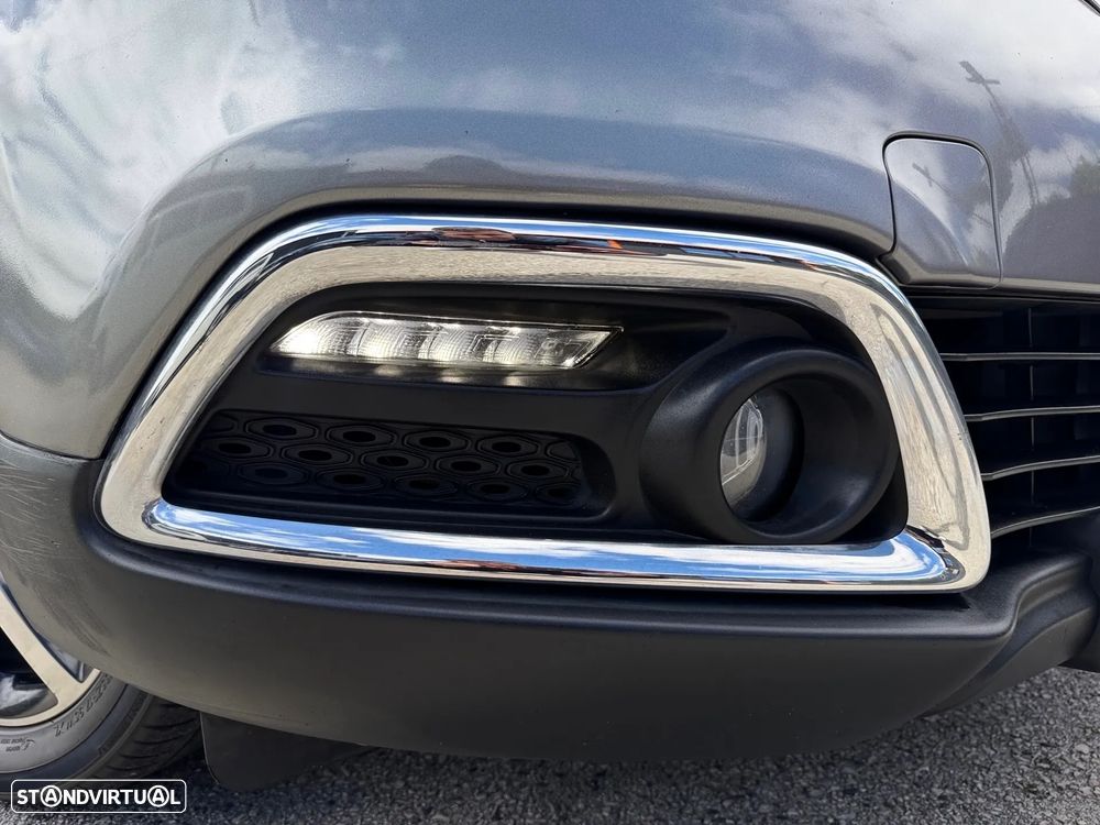 Renault Captur 1.5 dCi Exclusive - 24