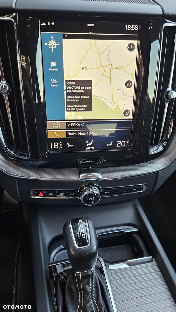 Volvo XC 60 D5 AWD Geartronic RDesign - 16