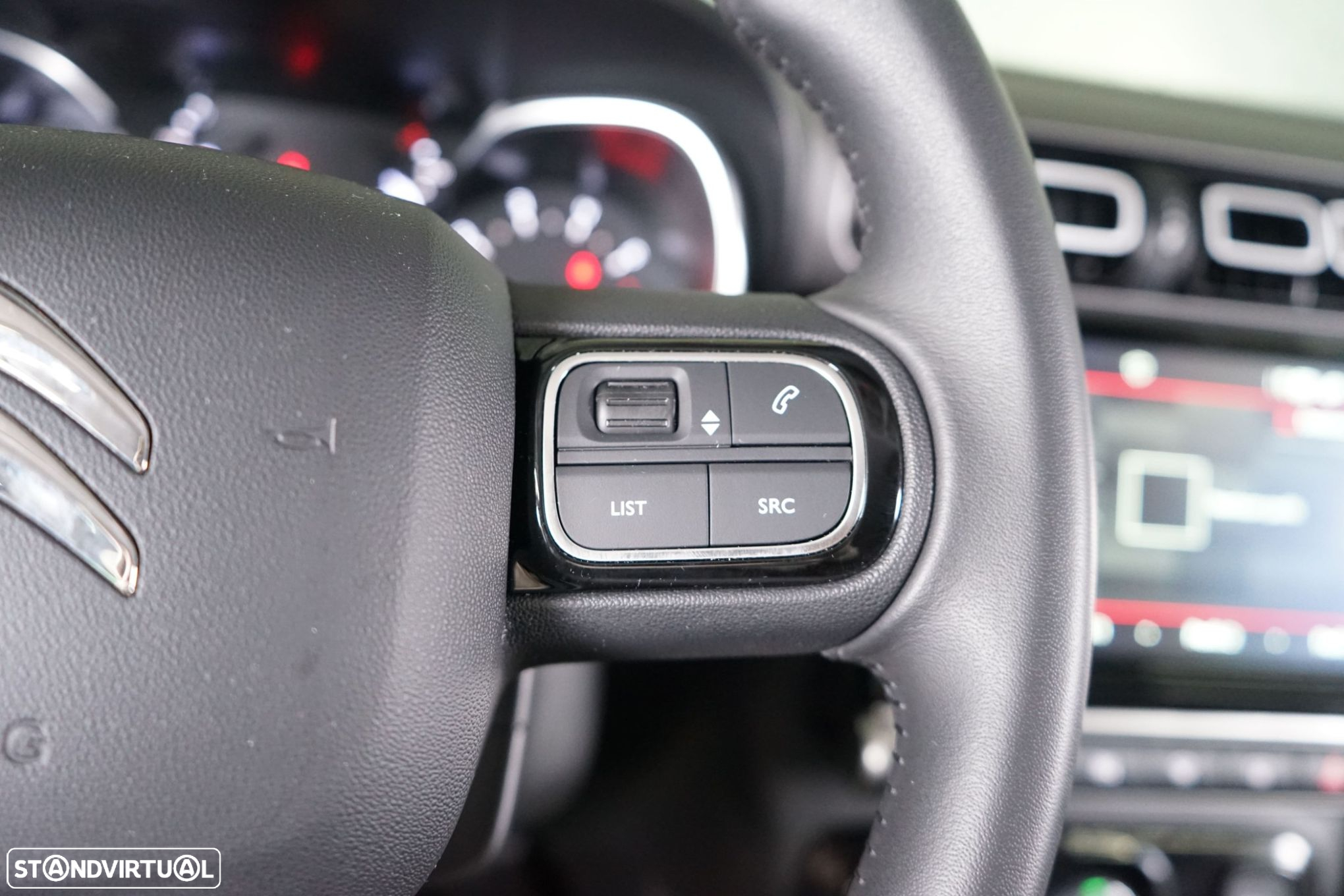 Citroën C3 Aircross 1.2 PureTech Shine - 23