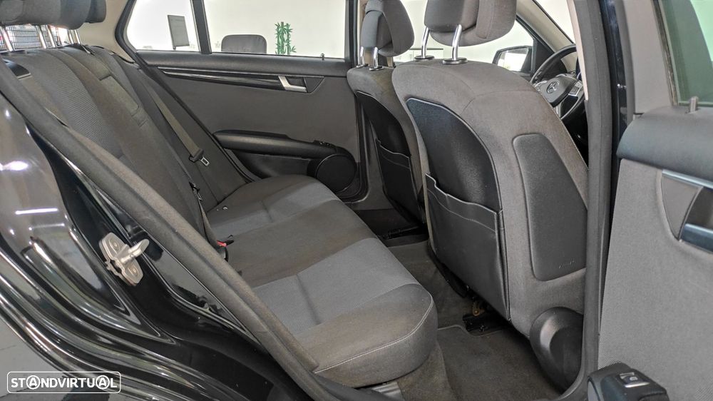 Mercedes-Benz C 220 CDi Avantgarde BlueEfficiency - 21