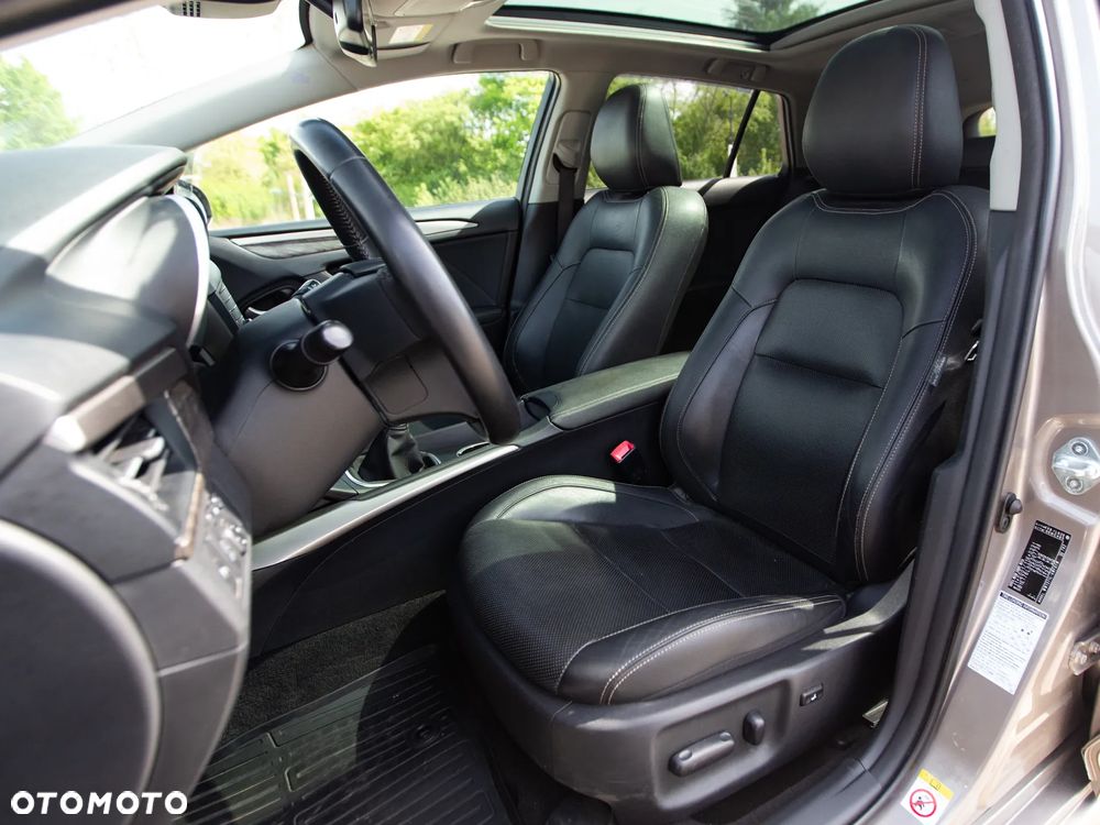Toyota Avensis 2.0 D-4D Premium - 16