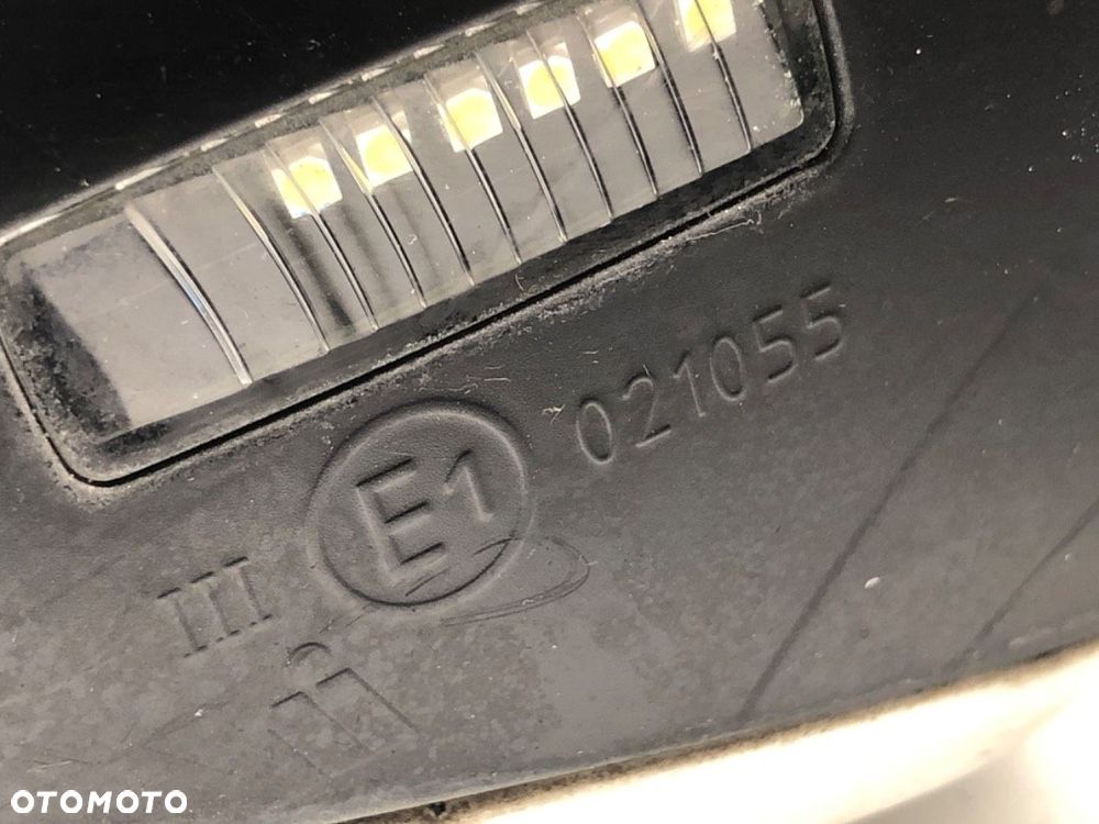 LUSTERKO PRAWY  PORSCHE PANAMERA (970) 2009 - 2017 4.8 4S 294 kW [400 KM] benzyna 2009 - 2013 - 9