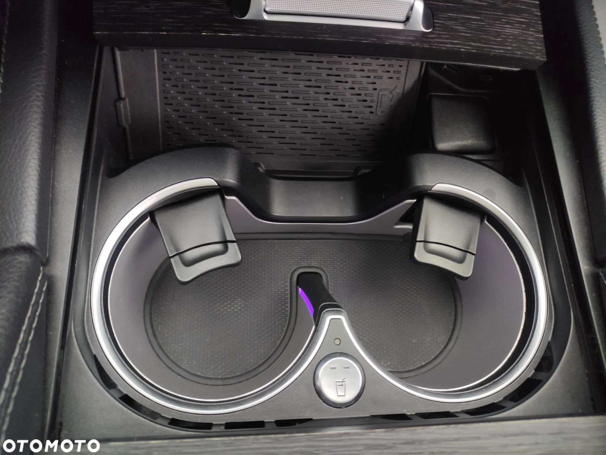 Mercedes-Benz GLE - 19