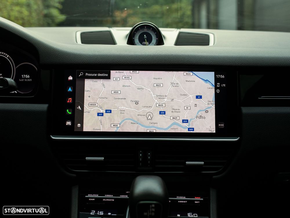 Porsche Cayenne Coupé E-Hybrid - 48