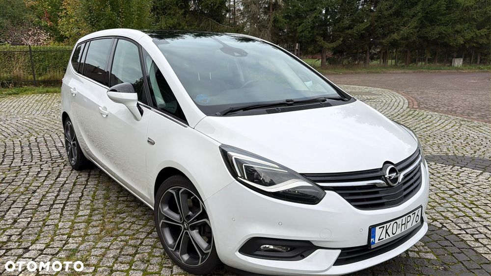 Opel Zafira - 13