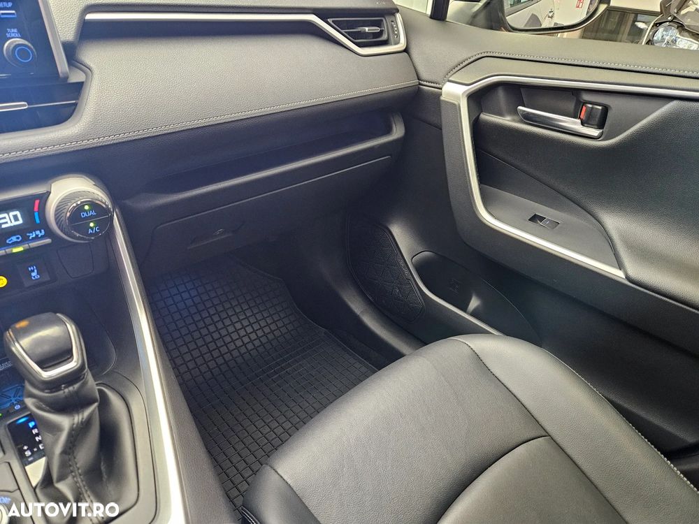 Toyota RAV4 2.5 VVT-iE 4x4 Luxury - 25