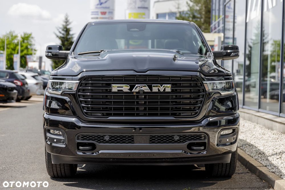 RAM 1500 Laramie Night Premium - 15