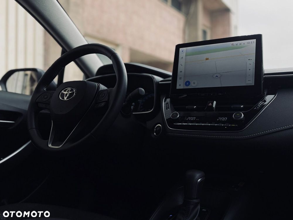 Toyota Corolla 1.8 Hybrid Comfort - 29