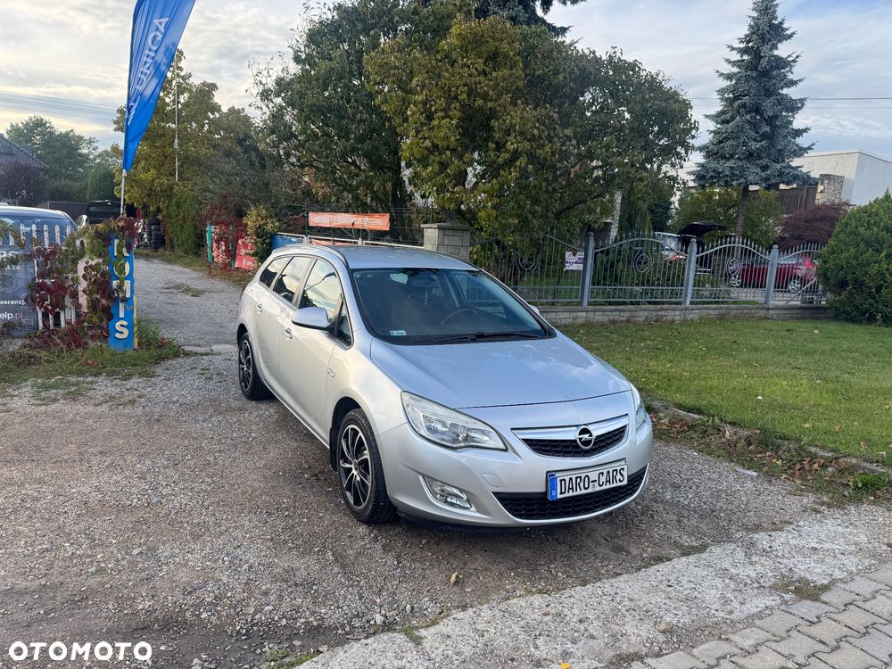 Opel Astra 1.4 Turbo Edition Sport - 2
