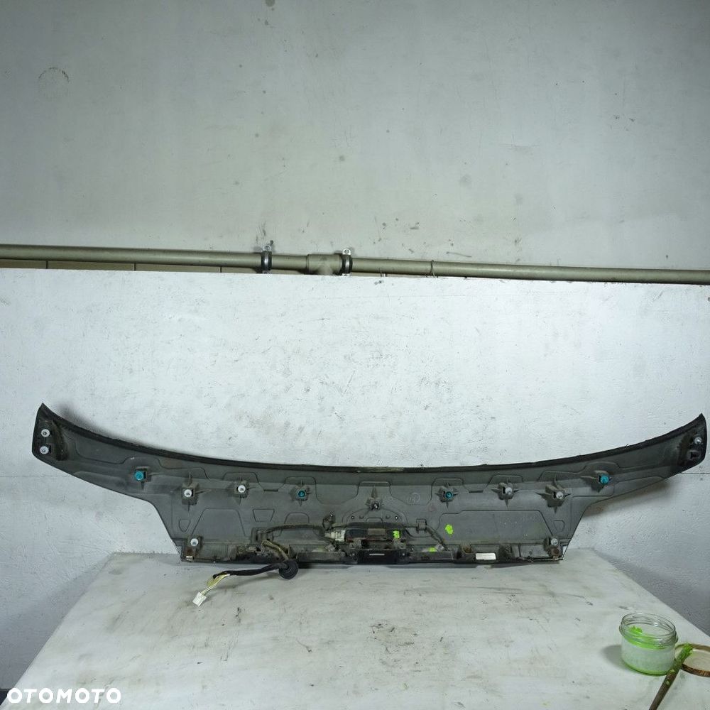 SUBARU OUTBACK IV LISTWA TYLNEJ KLAPY 91112AJ050 - 4