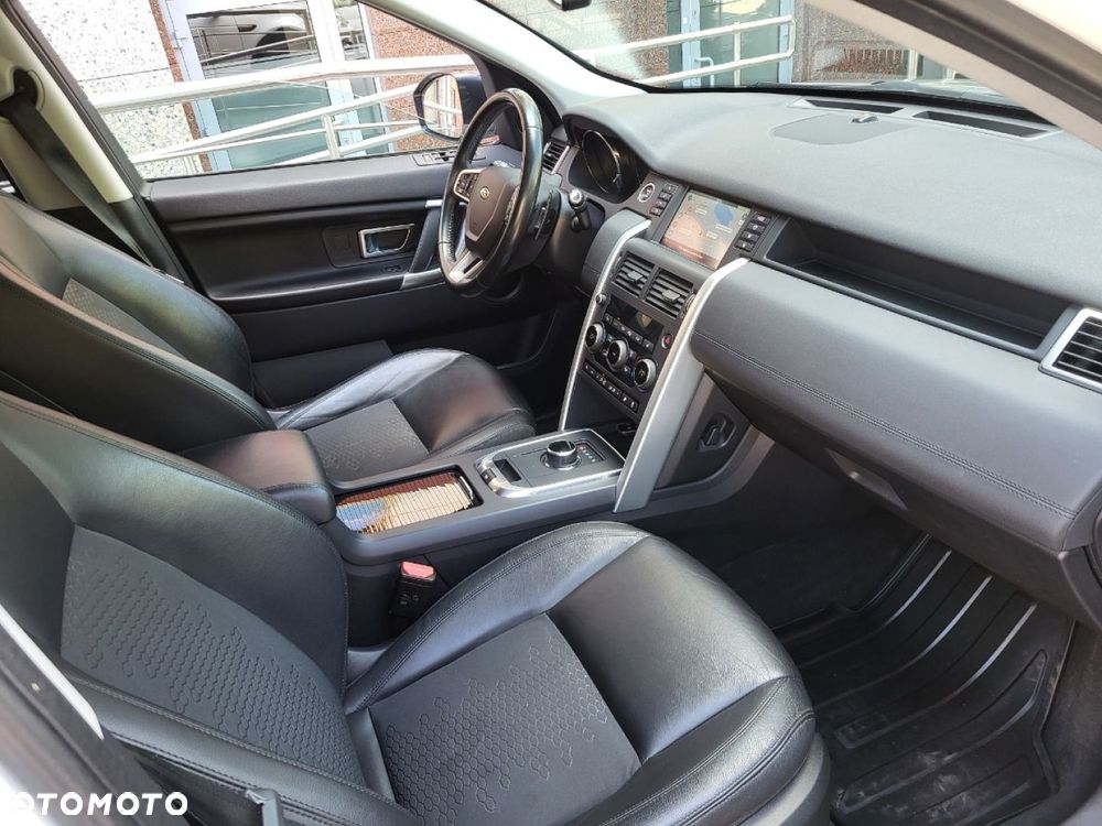 Land Rover Discovery Sport - 25