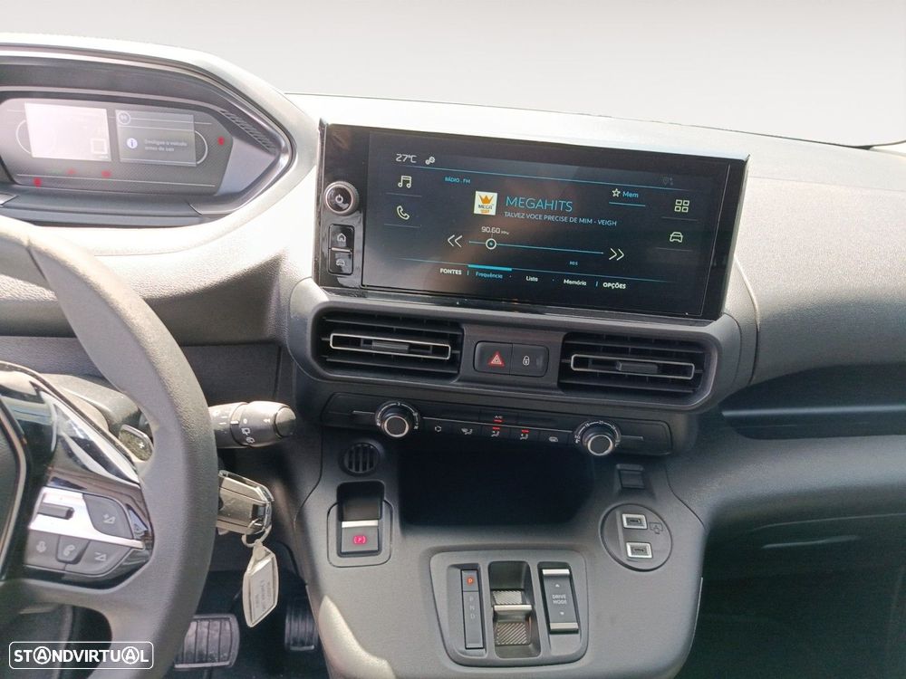 Peugeot e-Partner 50 kWh Longa - 11