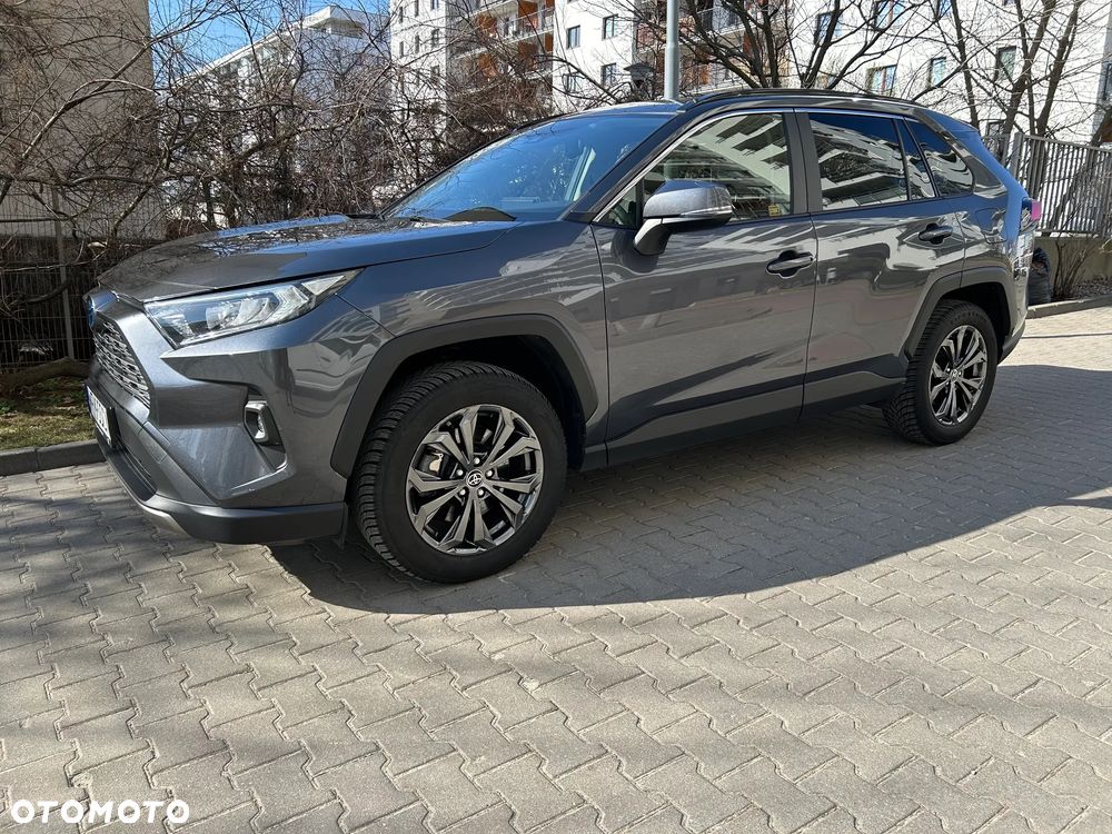 Toyota RAV4 - 4