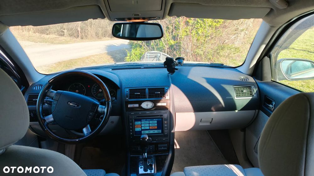 Ford Mondeo 2.0 TDCI Ghia Executive - 1