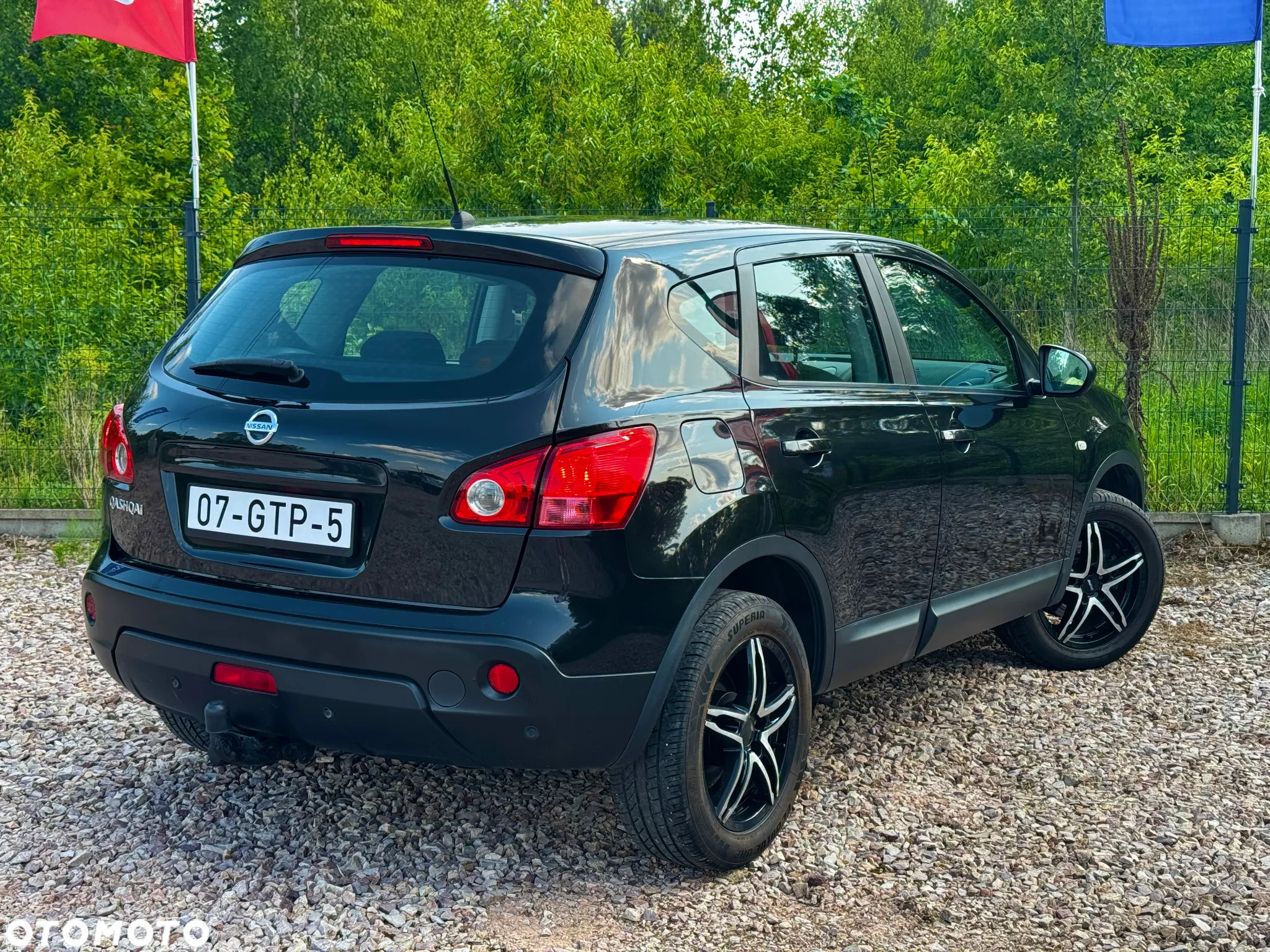 Nissan Qashqai 2.0 lounge - 4