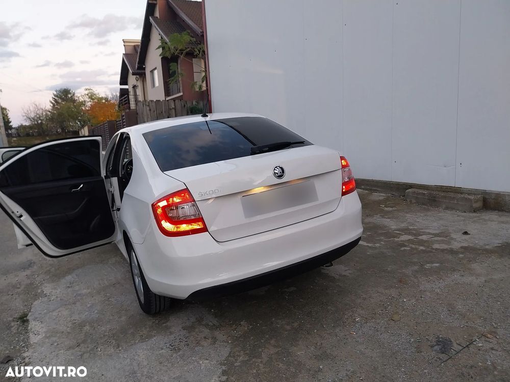 Skoda RAPID 1.6 TDI Style - 9