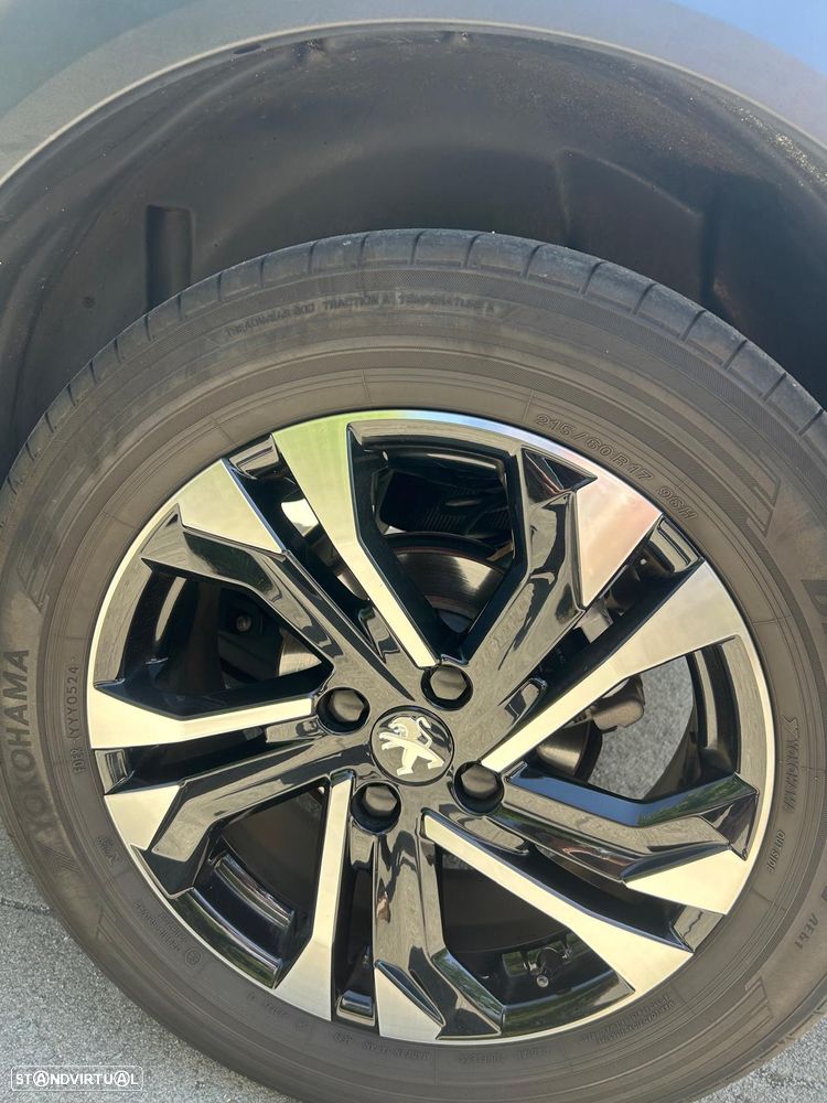 Peugeot 2008 1.2 PureTech GT - 5