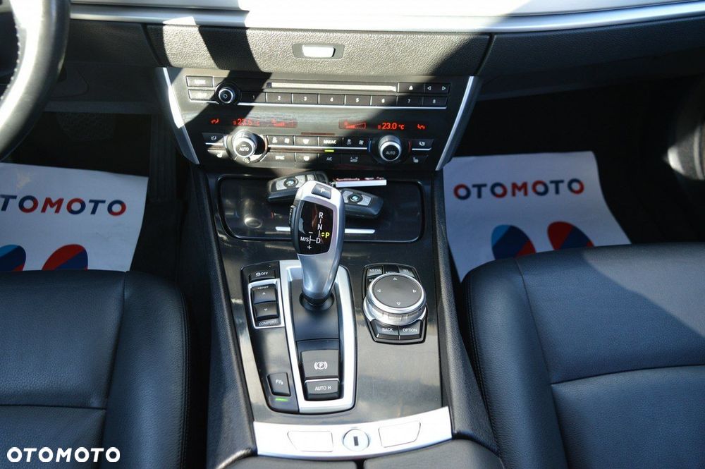 BMW 5GT - 22