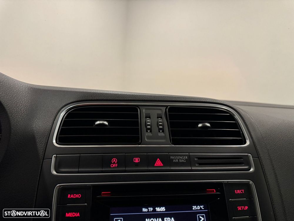VW Polo 1.4 TDi Confortline - 29