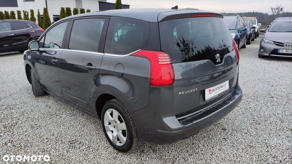 Peugeot 5008 - 4