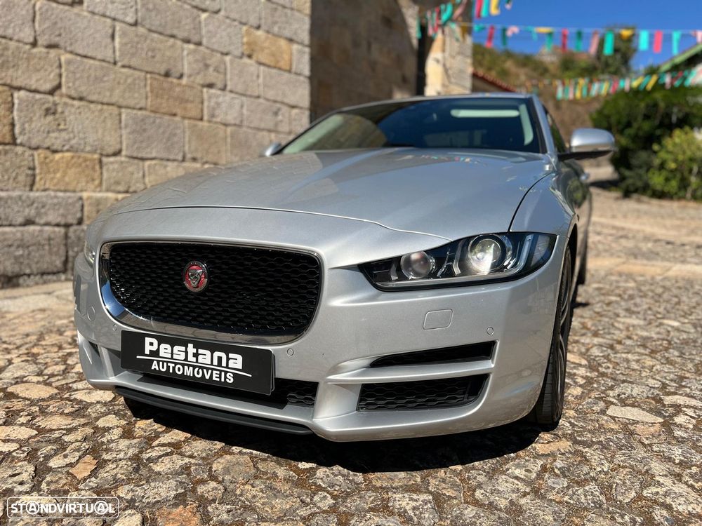 Jaguar XE 20d Aut. Portfolio - 3