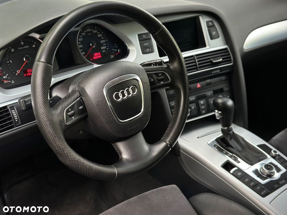 Audi A6 Avant - 16