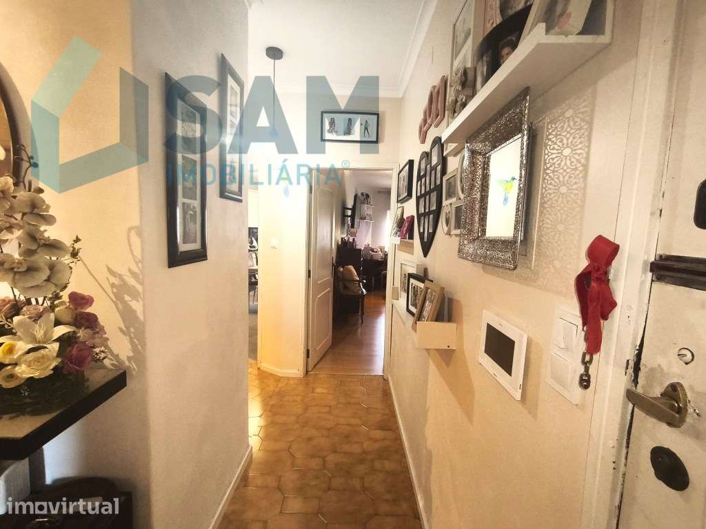 Oportunidade Única! Apartamento T2 + T1 com 3 WC em Vila Nova de Gaia - Grande imagem: 2/38