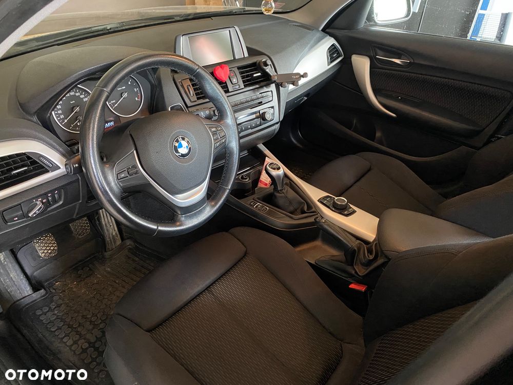 BMW Seria 1 116d EfficientDynamics Edition Sport Line - 8