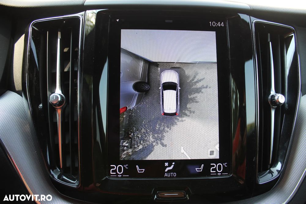 Volvo XC 60 B5 D AWD Geartronic RDesign - 23