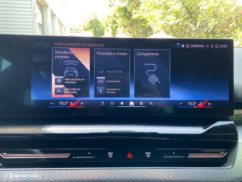BMW 530 e Pack Desportivo M - 14