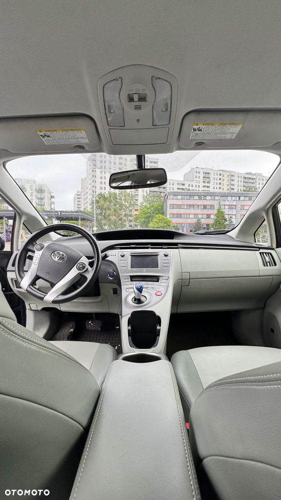 Toyota Prius 1.8 Hybrid Prestige - 10