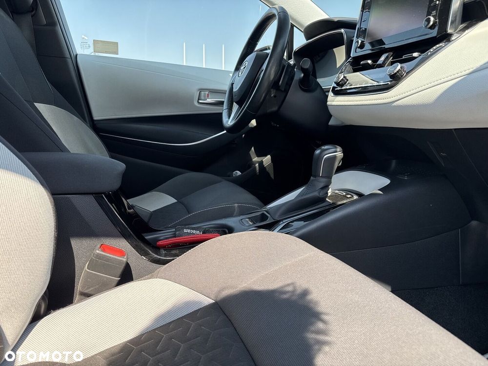Toyota Corolla 2.0 Hybrid Comfort - 11