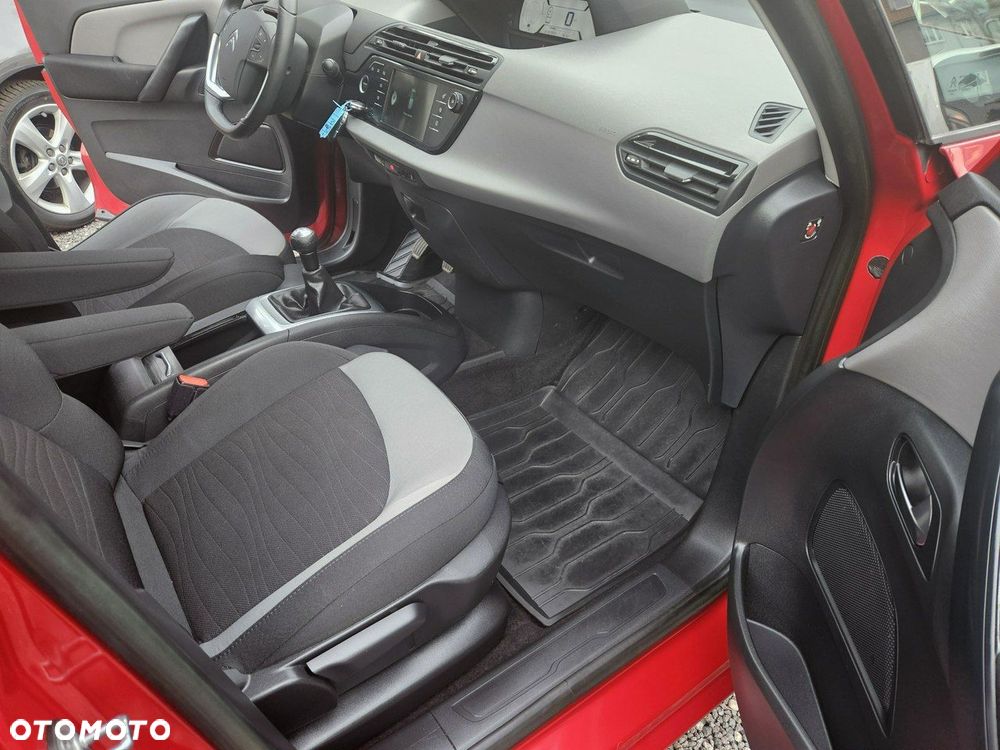 Citroën C4 Picasso - 19