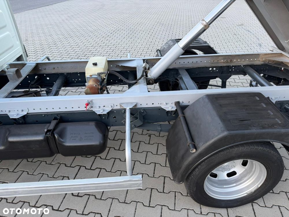 Iveco DAILY Wywrotka Kiper Doka Tempomat 3 os. Hak Serwis - 8