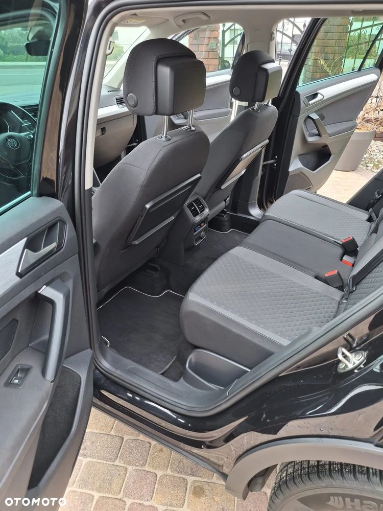 Volkswagen Tiguan - 10