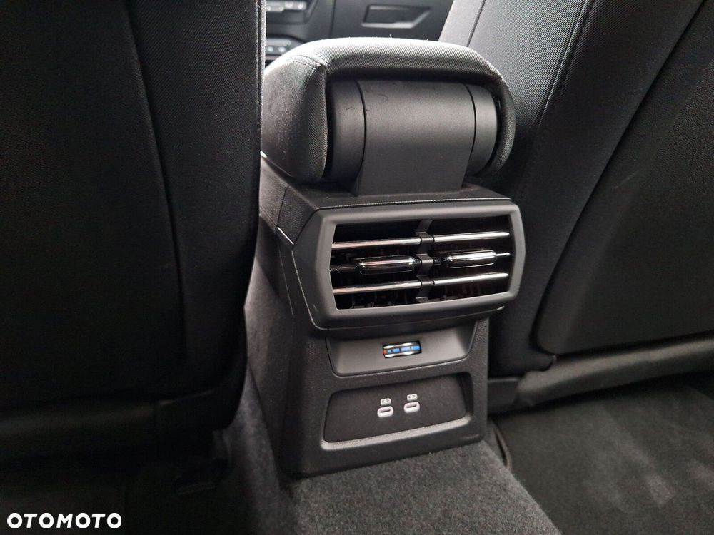 Audi A3 Sportback 35 TFSI mHEV Advanced S tronic - 21