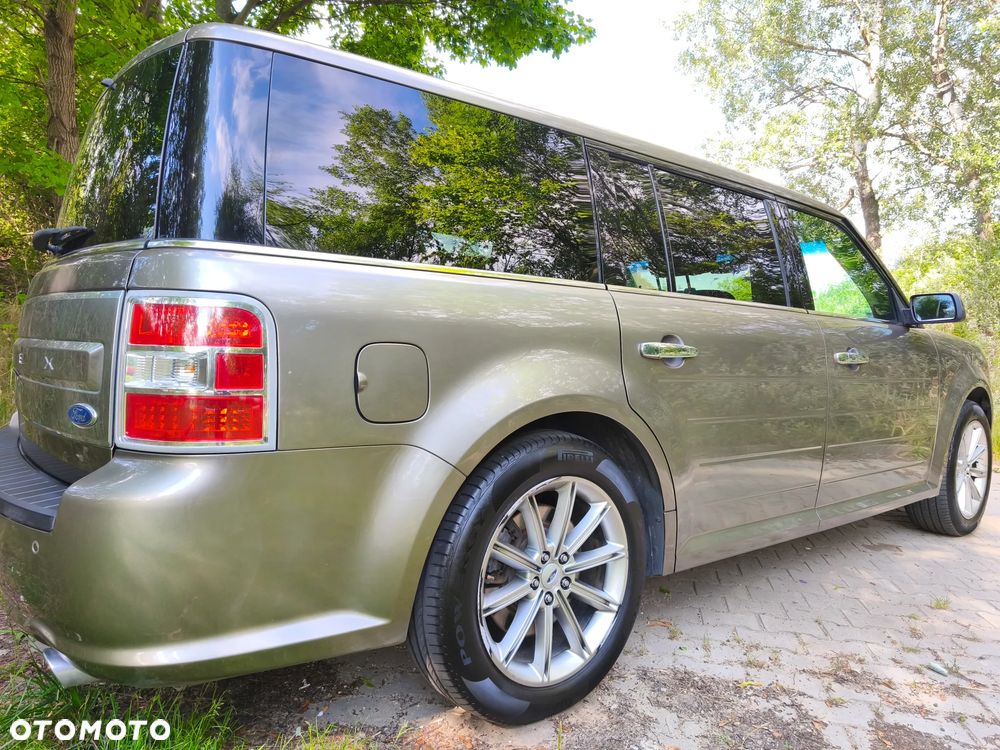 Ford Flex - 7